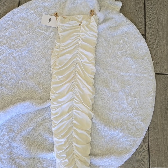 Nookie Tia Midi Dress White Strapless Ruched Gold Chain Cutout‎ Size S - Picture 9 of 9